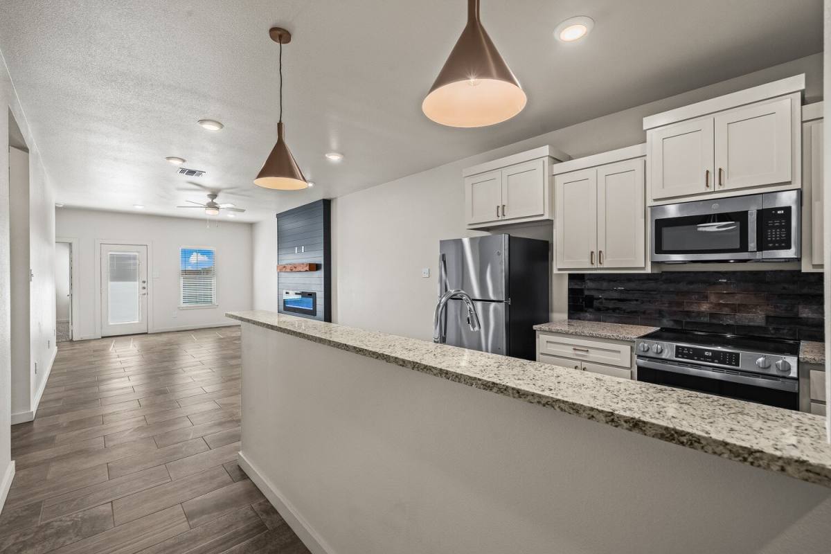 Townhouse for rent at 1113 N 7th St, Wolfforth, TX 79382