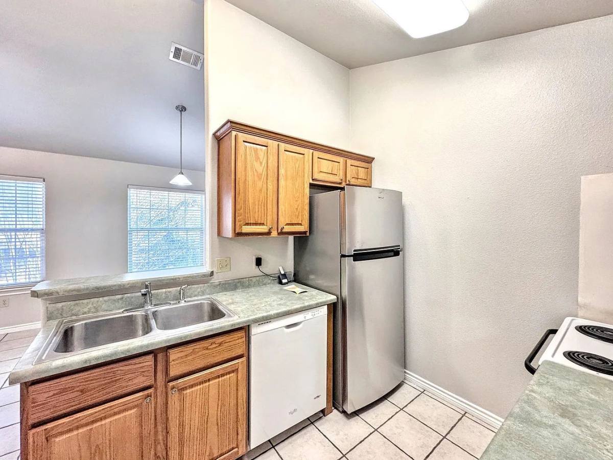 Apartment for rent at 412 Burleson St #121, San Marcos, TX 78666