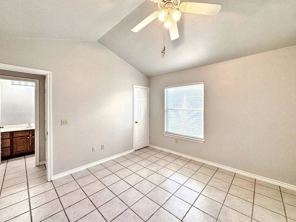 Apartment for rent at 412 Burleson St #121, San Marcos, TX 78666