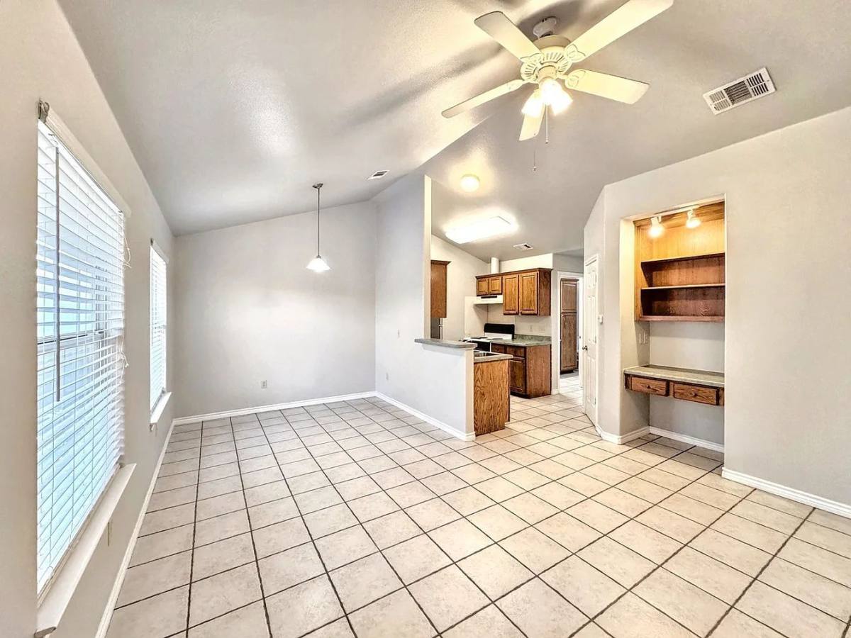 Apartment for rent at 412 Burleson St #121, San Marcos, TX 78666