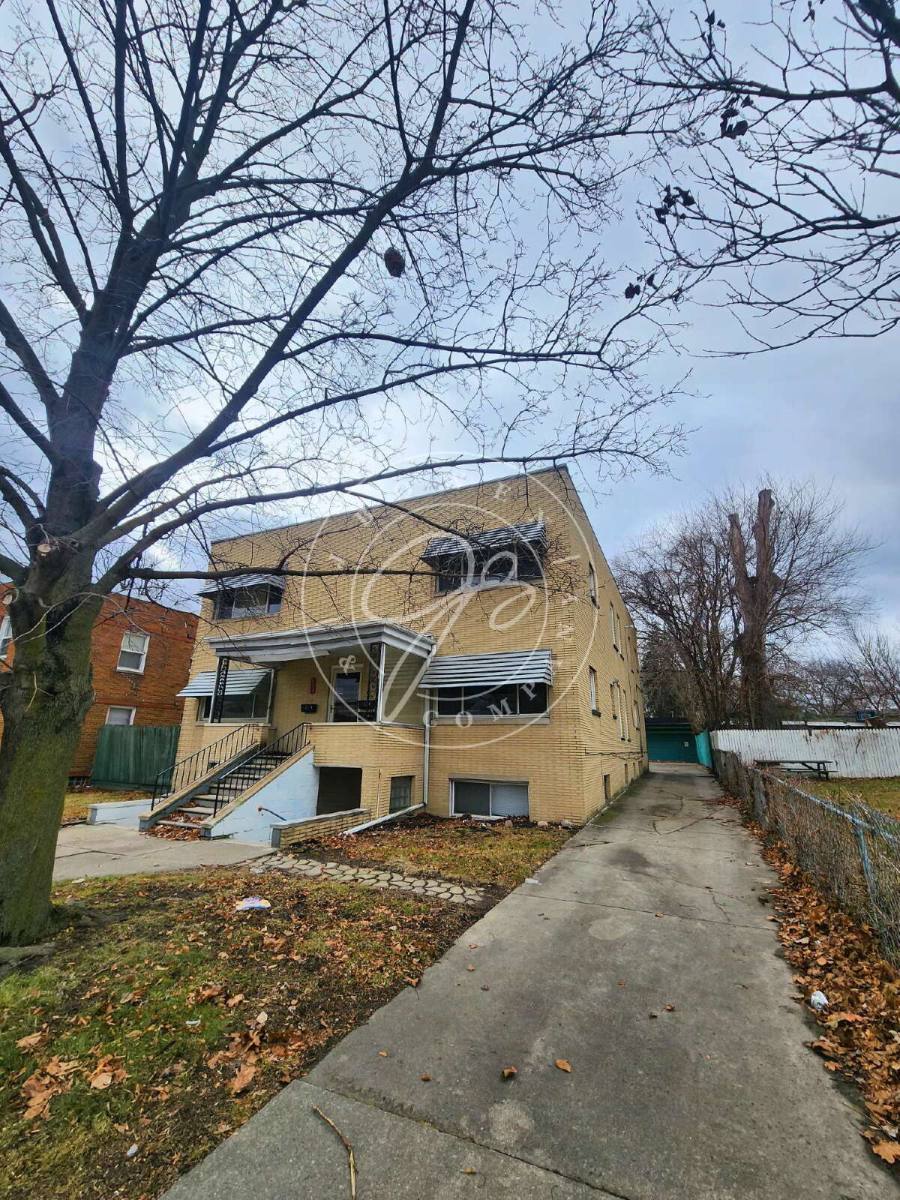 Apartment for rent at 4239 Lewis Ave #2, Toledo, OH 43612