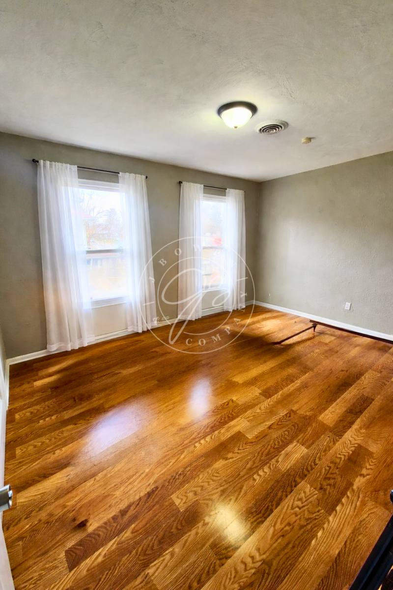 Apartment for rent at 4239 Lewis Ave #2, Toledo, OH 43612