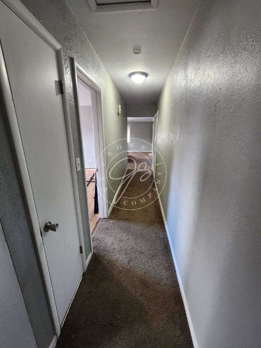 Apartment for rent at 4239 Lewis Ave #2, Toledo, OH 43612