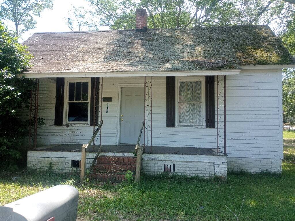 House for rent at 100 Wright St, Laurens, SC 29360