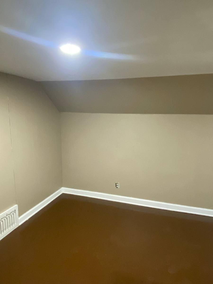 Townhouse for rent at 811 Park St, Salina, KS 67401
