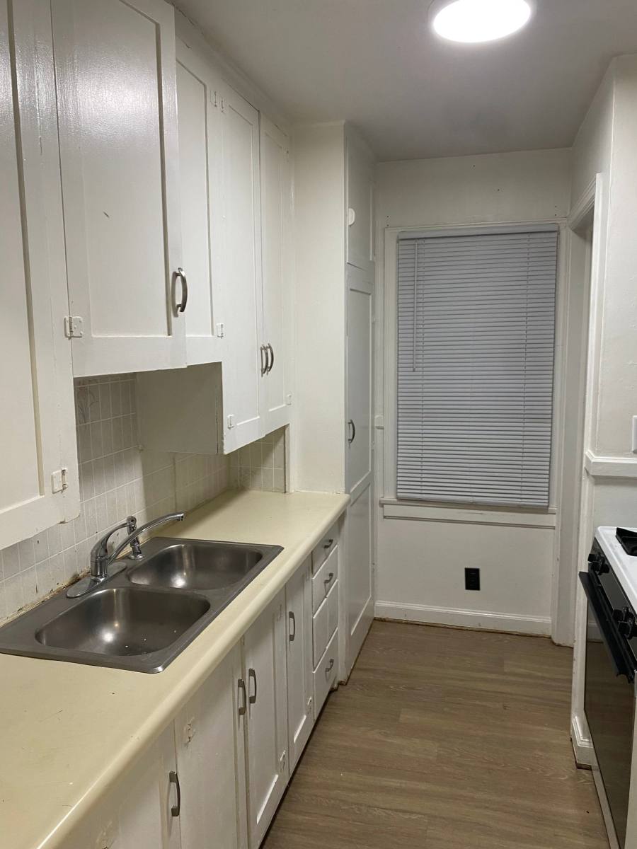 Townhouse for rent at 811 Park St, Salina, KS 67401