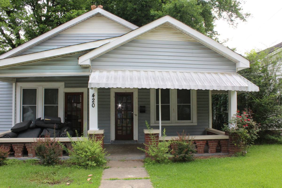 House for rent at 420 N Green St, Tupelo, MS 38804