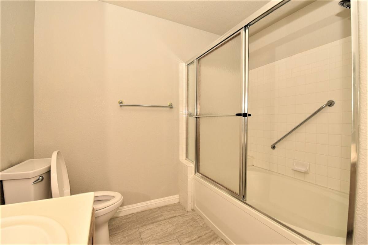 Condo for rent at 5415 W Harmon Ave #2164, Las Vegas, NV 89103