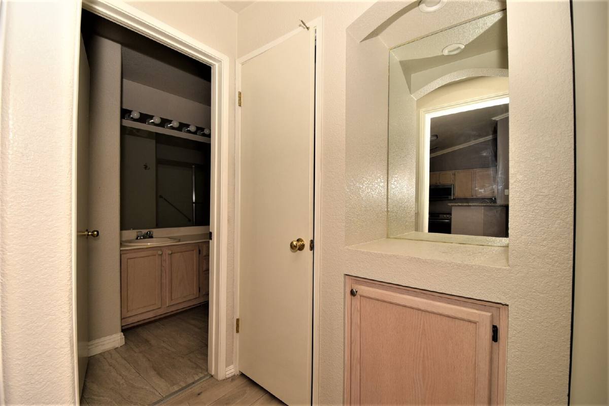 Condo for rent at 5415 W Harmon Ave #2164, Las Vegas, NV 89103