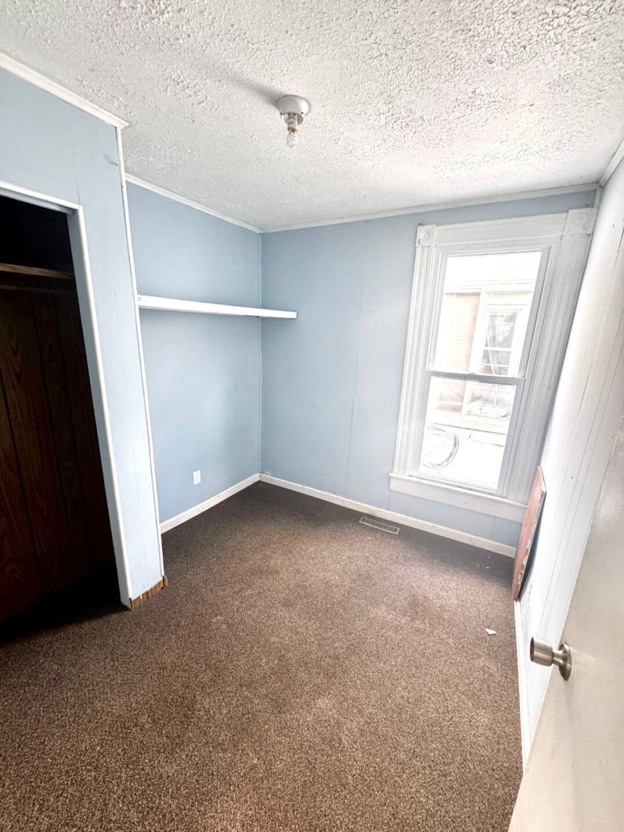 House for rent at 2015 Warner, Bay City, MI 48706
