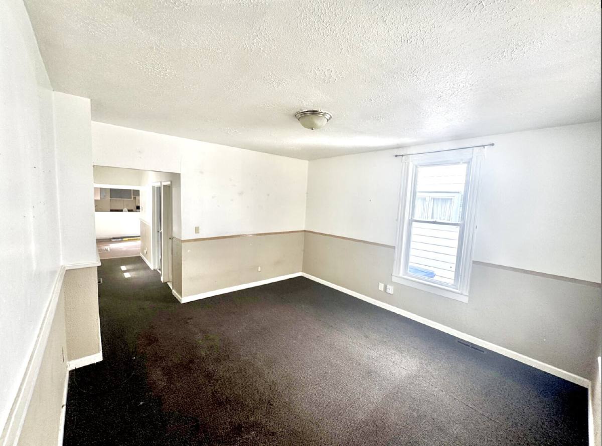House for rent at 2015 Warner, Bay City, MI 48706