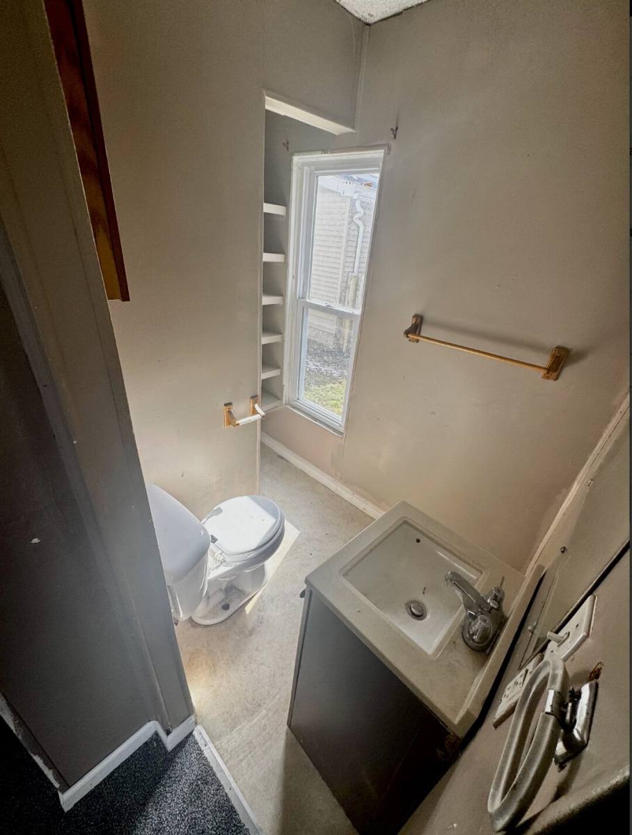 House for rent at 2015 Warner, Bay City, MI 48706