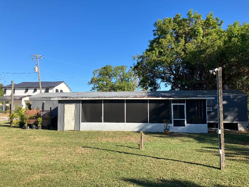 House for rent at 1228 Chokoloskee Dr, Chokoloskee, FL 34138