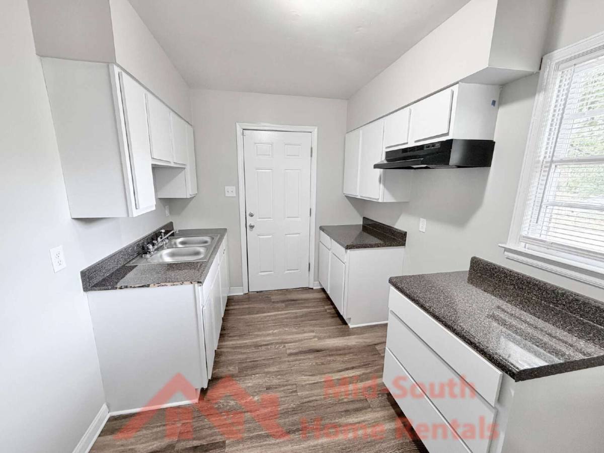 Apartment for rent at 2147 Pamela Dr, Memphis, TN 38127