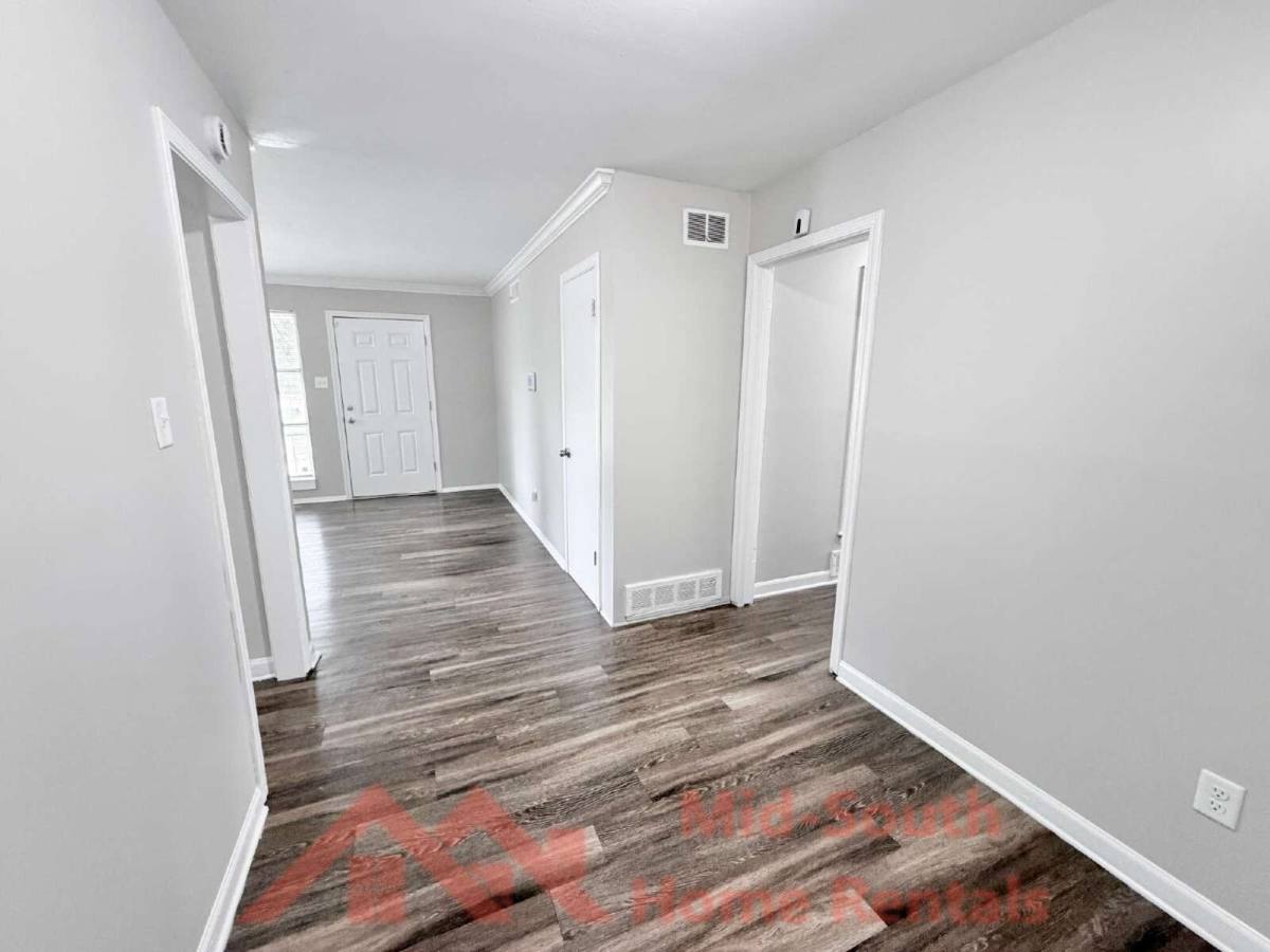 Apartment for rent at 2147 Pamela Dr, Memphis, TN 38127