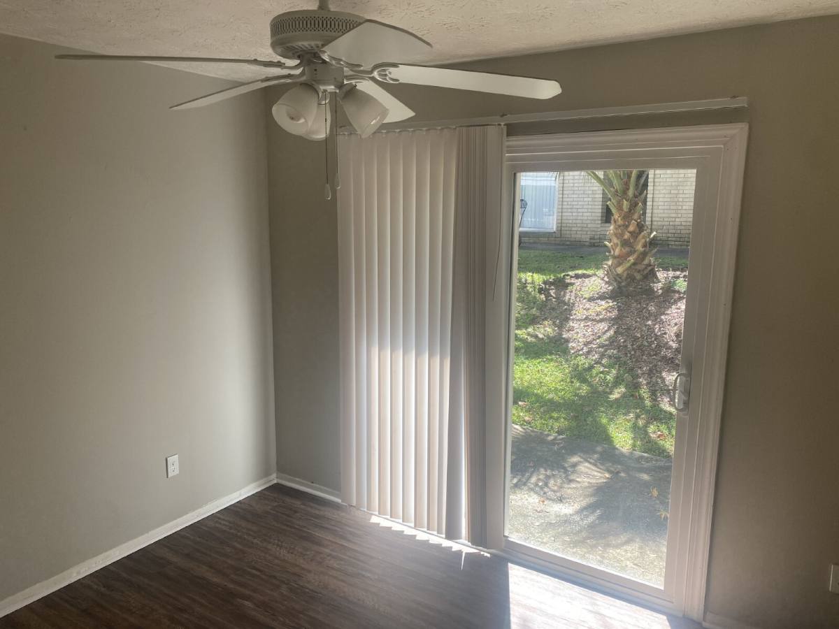 Condo for rent at 2020 Continental Ave #124, Tallahassee, FL 32304