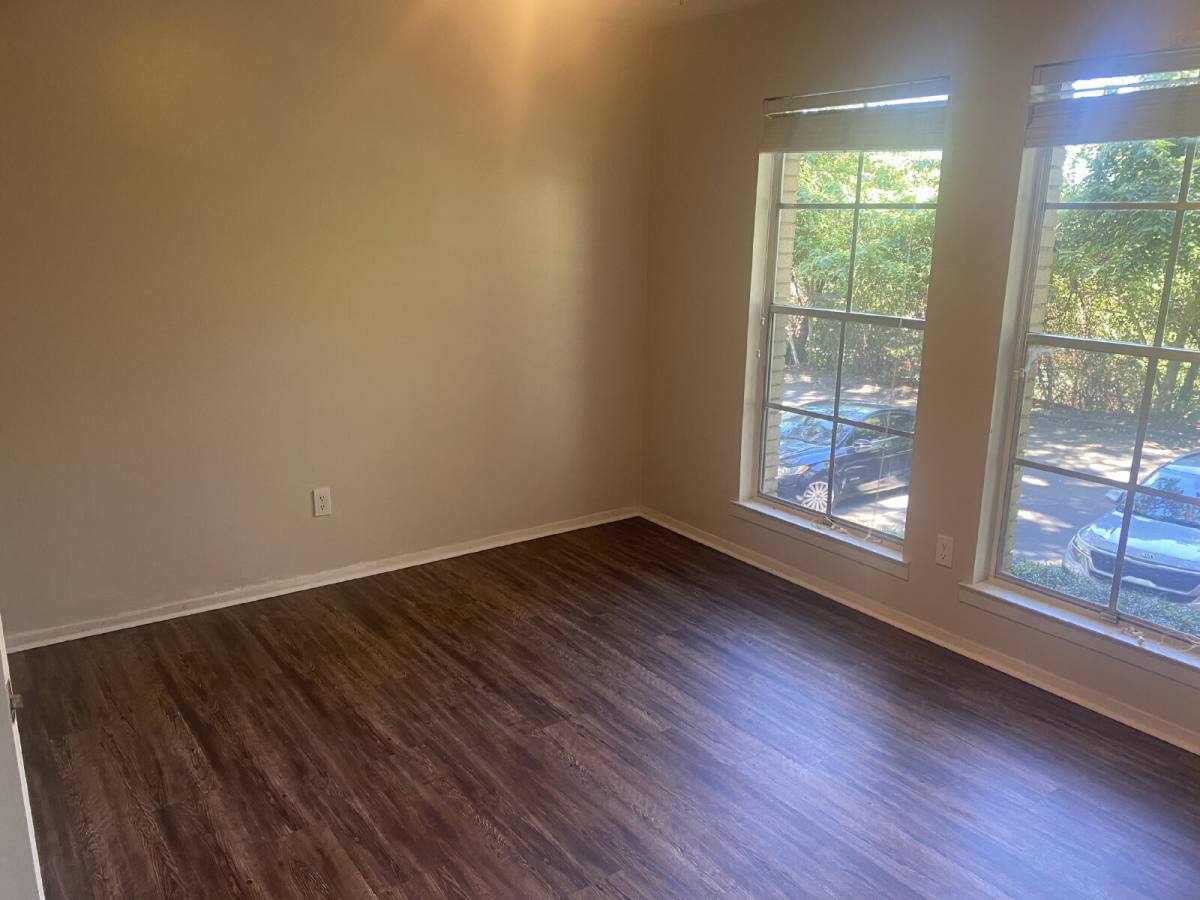 Condo for rent at 2020 Continental Ave #124, Tallahassee, FL 32304