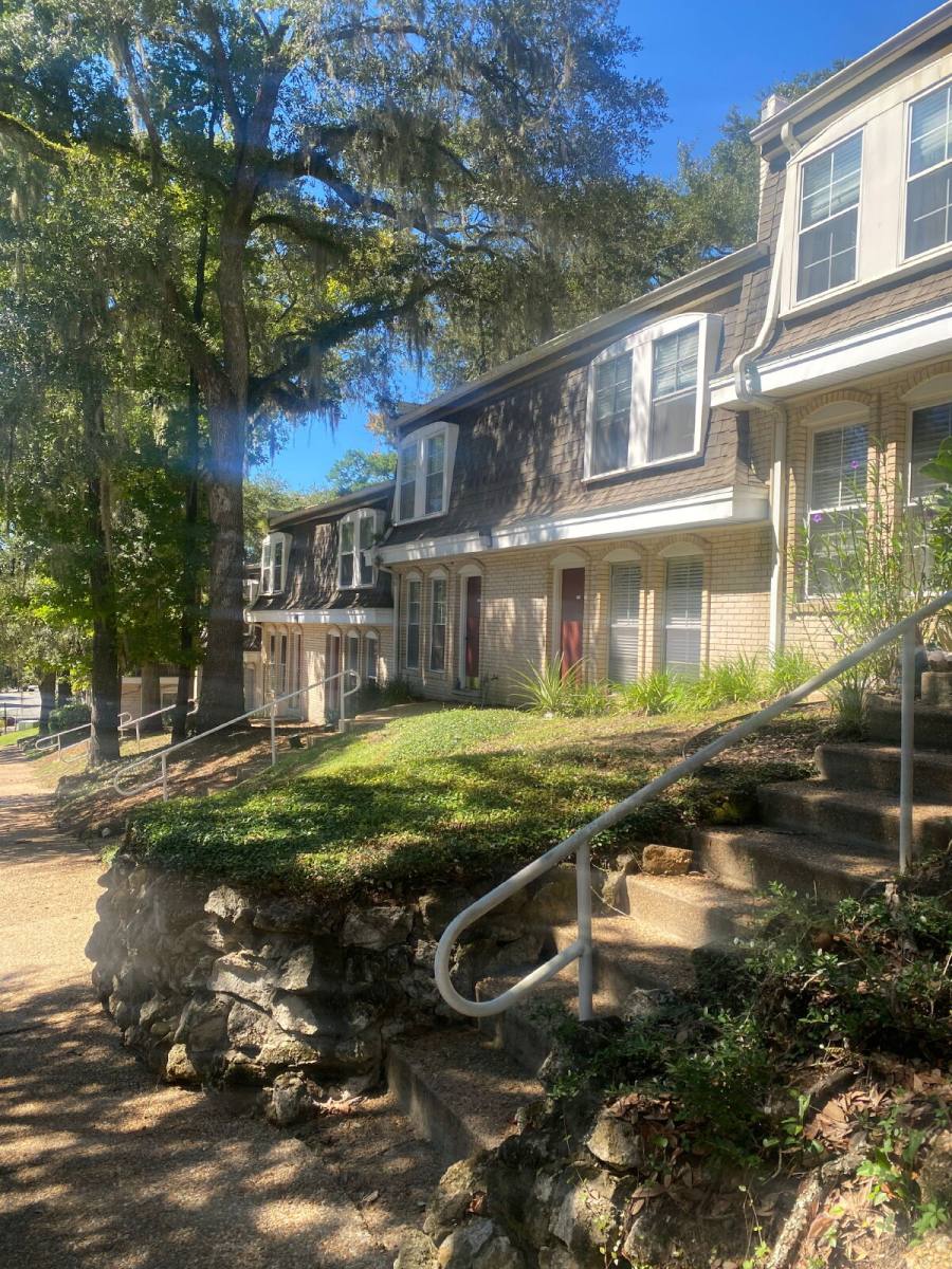 Condo for rent at 2020 Continental Ave #124, Tallahassee, FL 32304