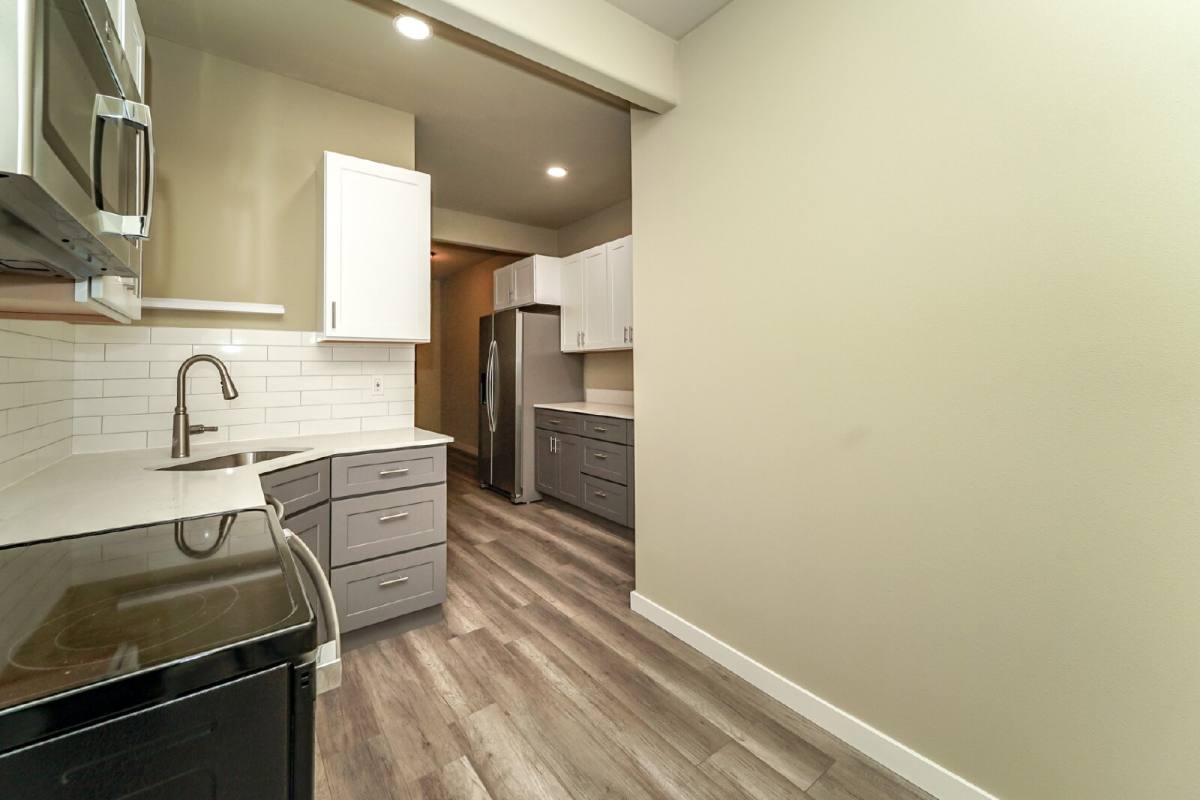 Townhouse for rent at 12442 SE 270th St, Kent, WA 98030