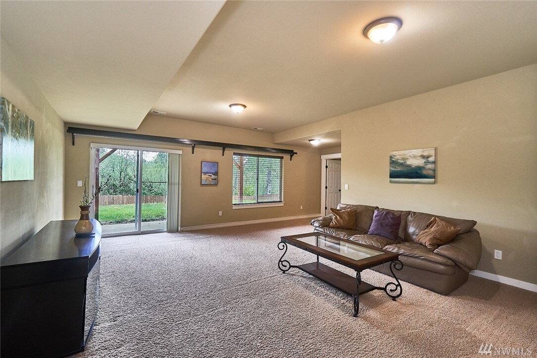 Townhouse for rent at 12442 SE 270th St, Kent, WA 98030