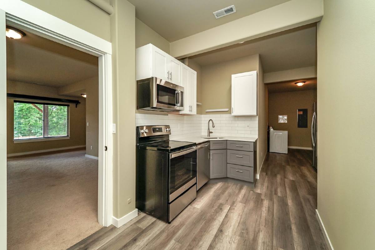 Townhouse for rent at 12442 SE 270th St, Kent, WA 98030