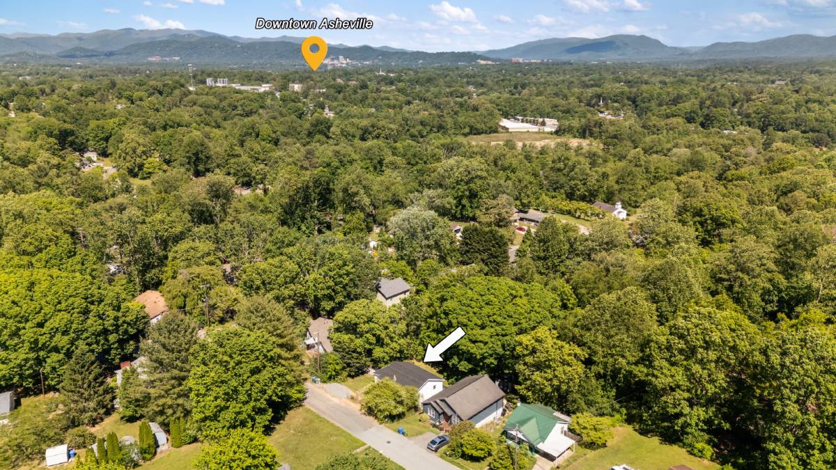 Apartment for rent at 2 Evergreen Ave, Asheville, NC 28806