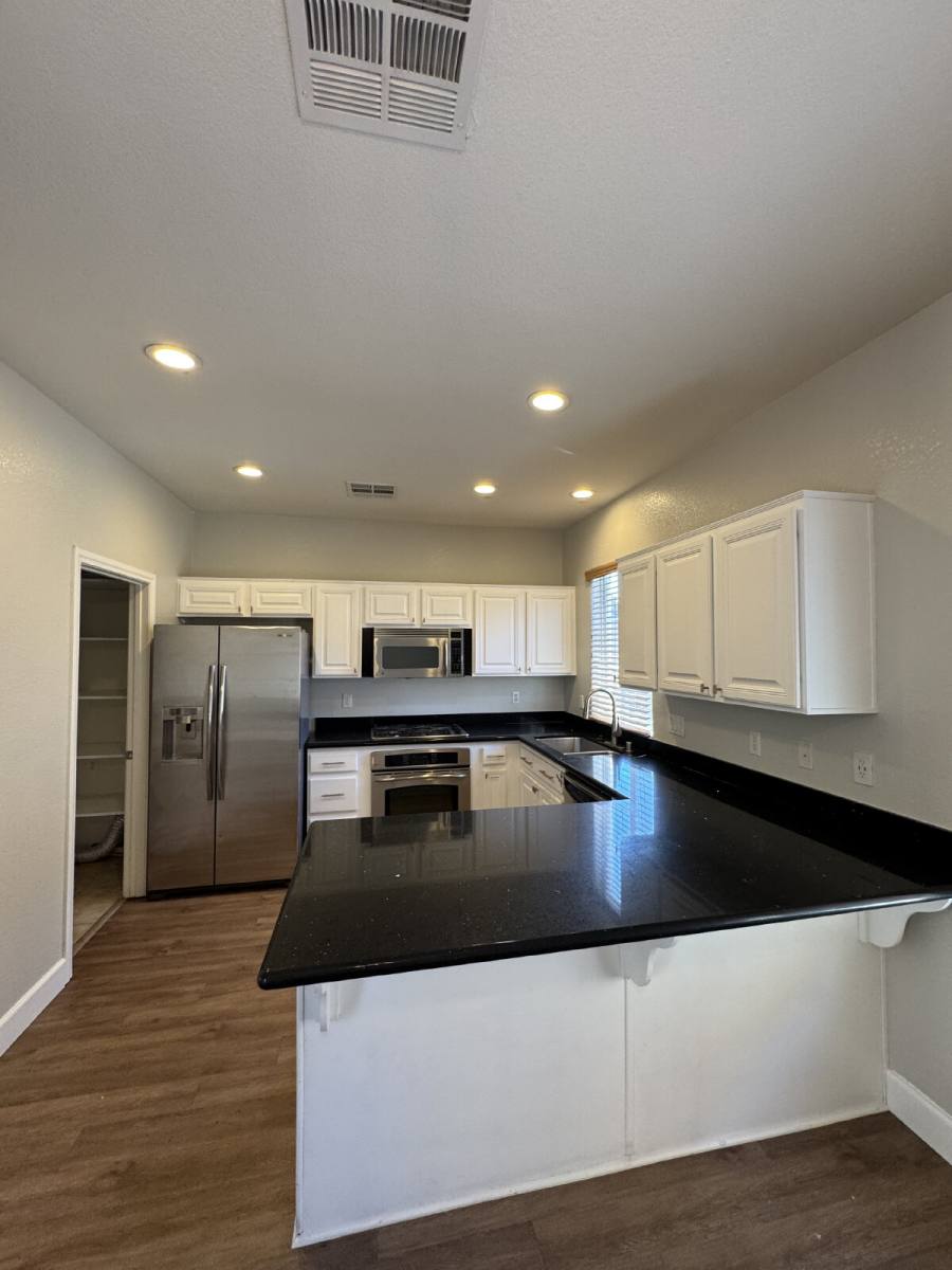 Townhouse for rent at 1895 Ardilea St, Las Vegas, NV 89135