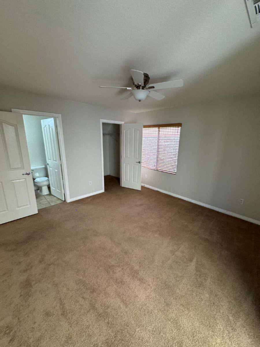 Townhouse for rent at 1895 Ardilea St, Las Vegas, NV 89135