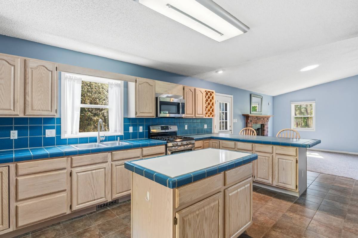 House for rent at 105 Goldfinch Lane, Asheville, NC 28803