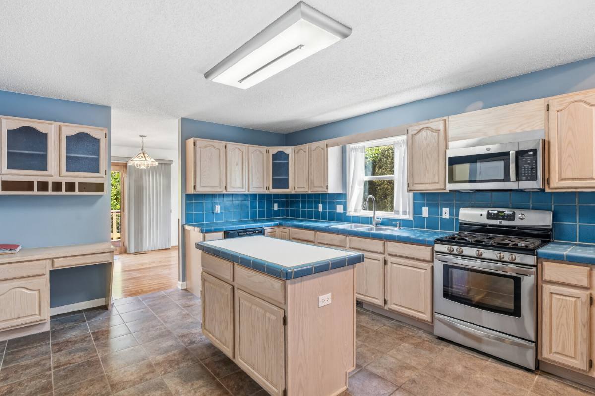 House for rent at 105 Goldfinch Lane, Asheville, NC 28803