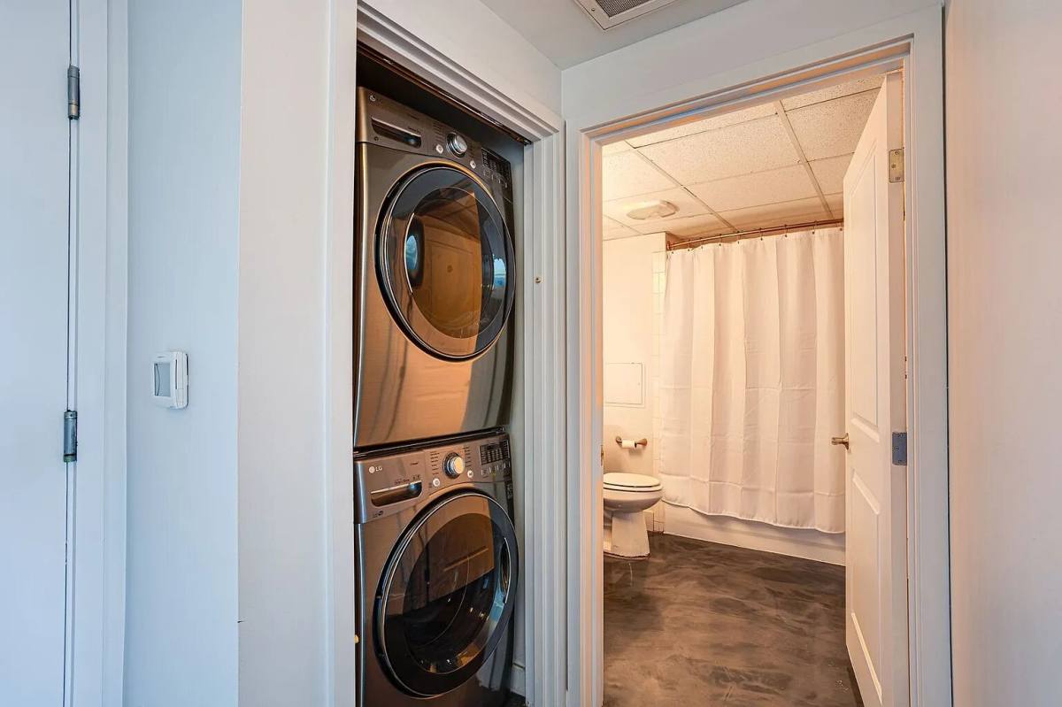 Condo for rent at 1080 Park Blvd, San Diego, CA 92101