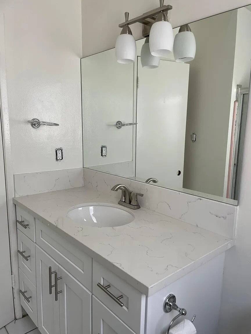 Apartment for rent at 4221 Longridge Ave, Studio City, CA 91604