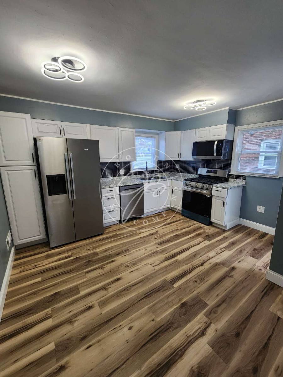 House for rent at 803 Mayfair Blvd, Toledo, OH 43612