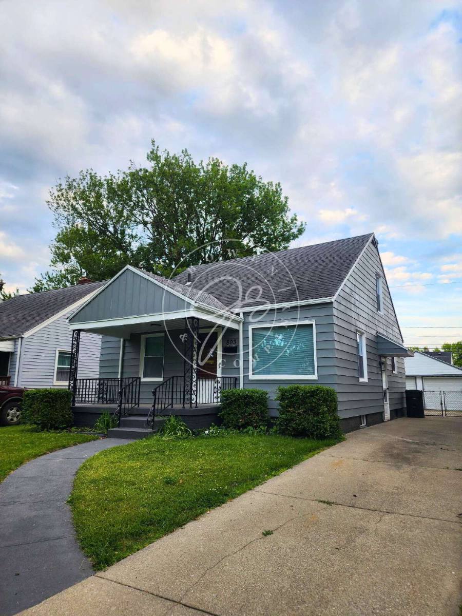 House for rent at 803 Mayfair Blvd, Toledo, OH 43612