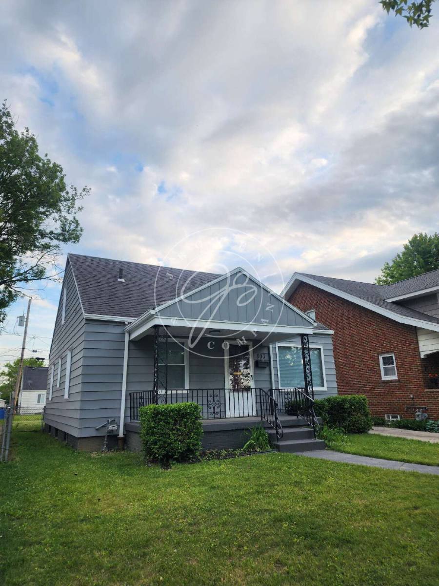 House for rent at 803 Mayfair Blvd, Toledo, OH 43612