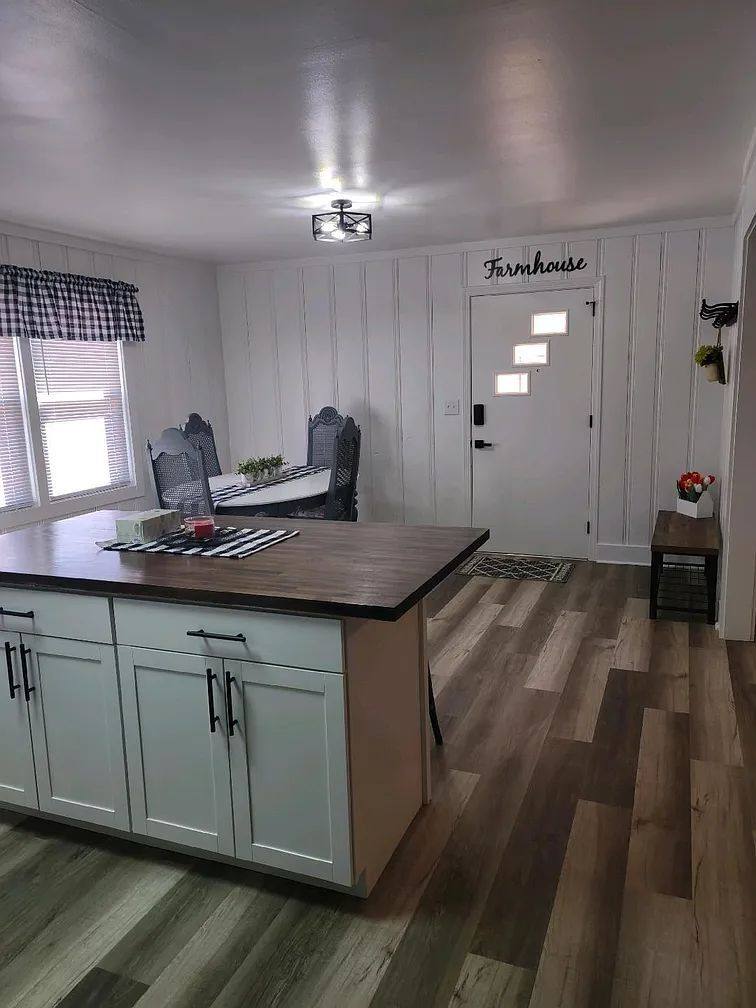 House for rent at 602 Evelyn Dr, Seneca, SC 29678