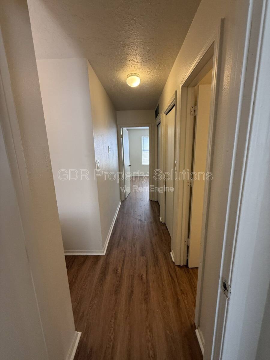 Apartment for rent at 1928 Buena Vista Dr SE #B, Albuquerque, NM 87106