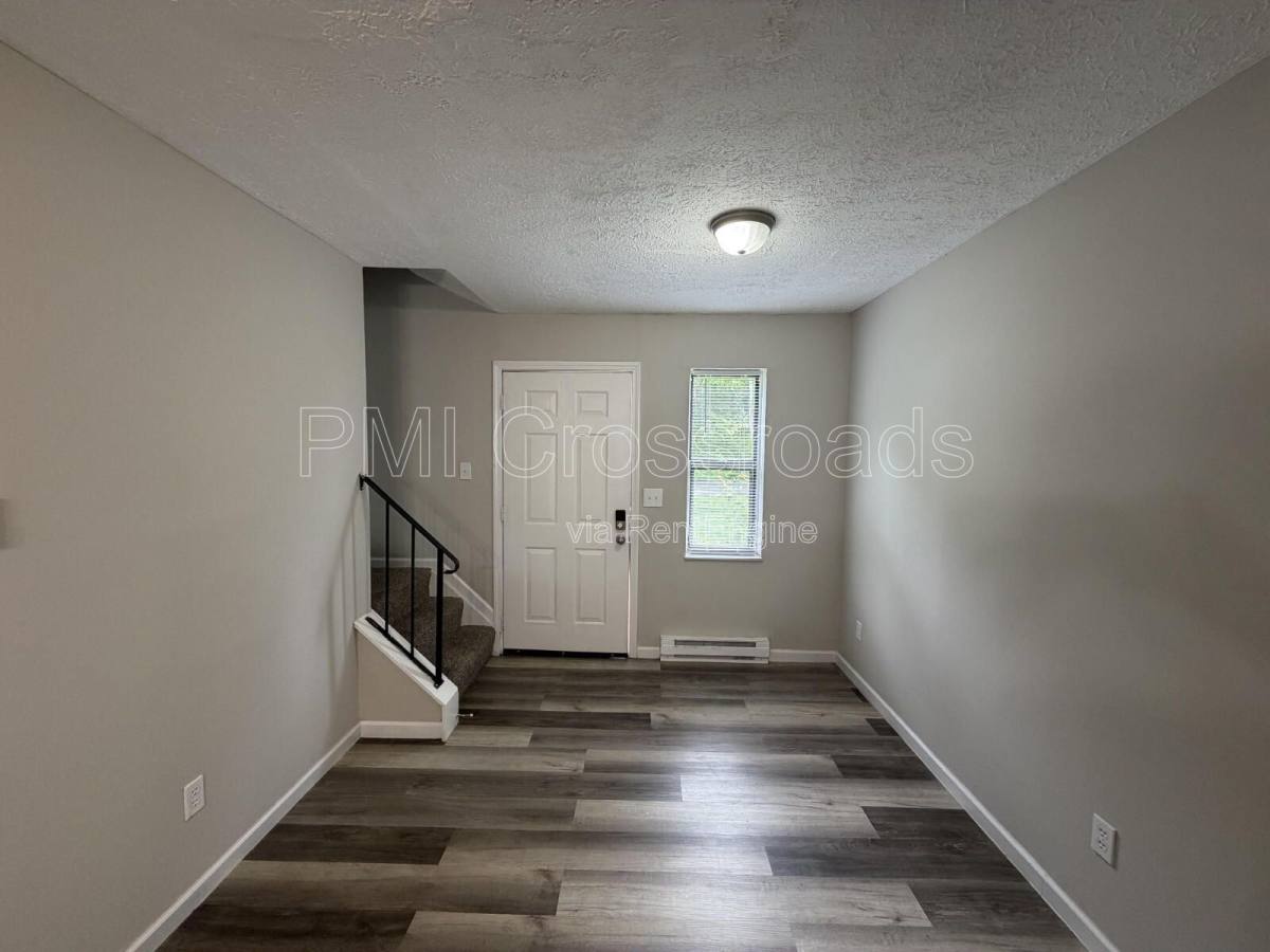 Apartment for rent at 2761 Wedge St, Columbus, OH 43211