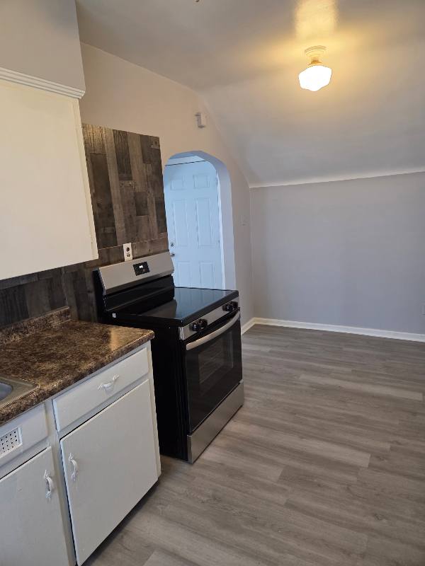 Apartment for rent at 701 Avon #4, Flint, MI 48503