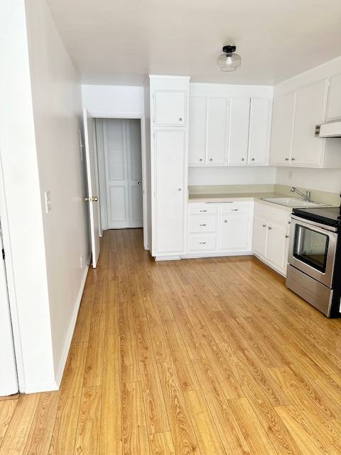 Apartment for rent at 428 N Hayworth Ave #215, Los Angeles, CA 90048