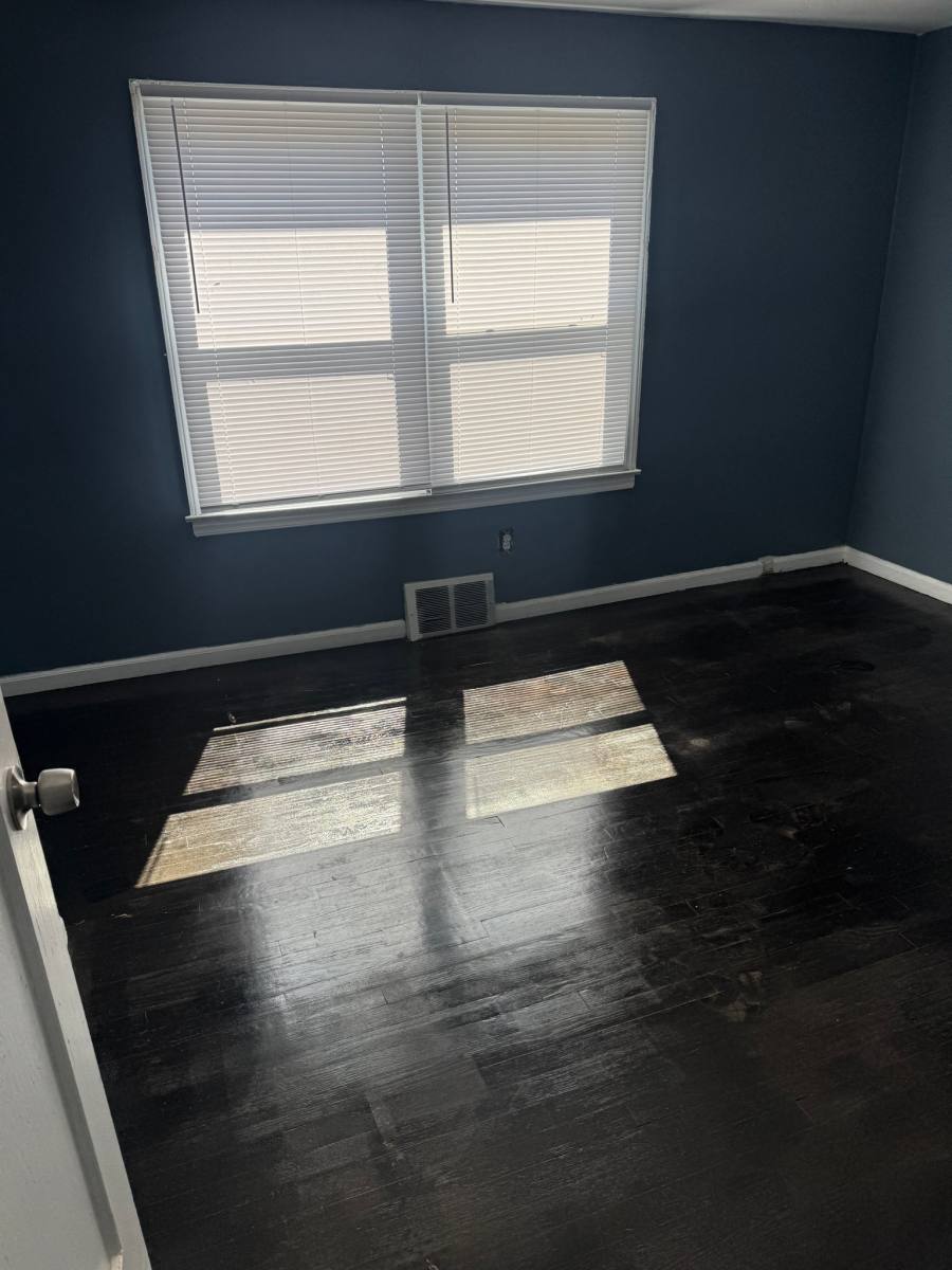 House for rent at 18427 Greenfield Rd, Detroit, MI 48235