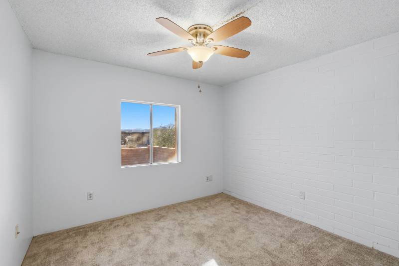 Townhouse for rent at 359 N Calle Del Chancero, Green Valley, AZ 85614