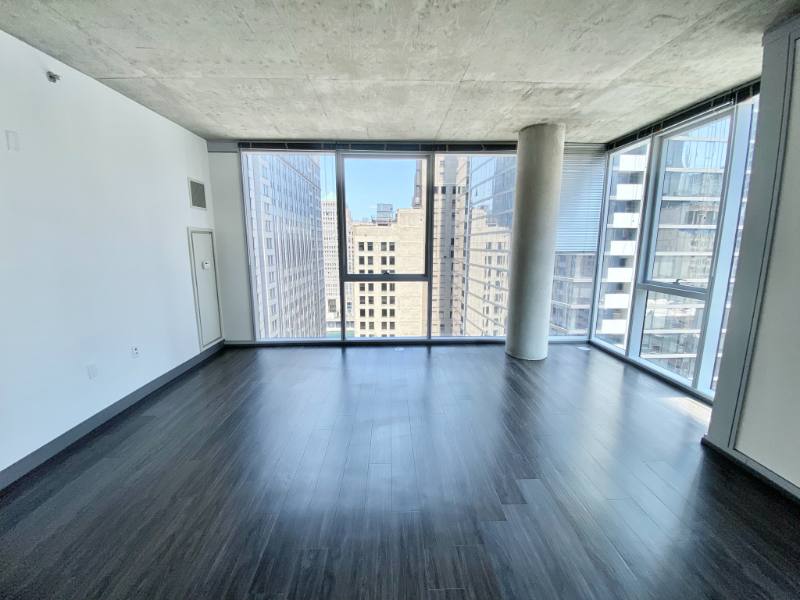 Apartment for rent at 200 N Wells #2201, Chicago, IL 60601