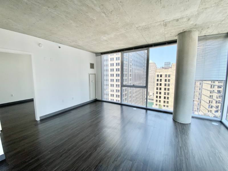 Apartment for rent at 200 N Wells #2201, Chicago, IL 60601