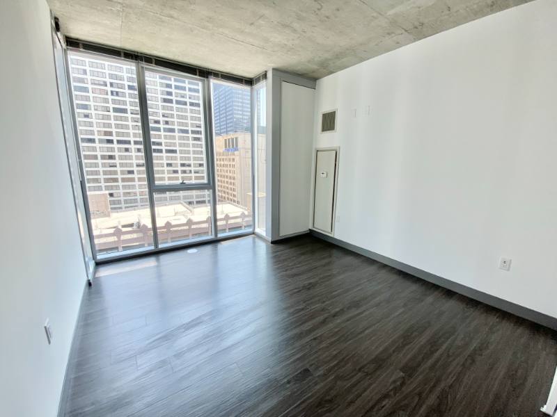 Apartment for rent at 200 N Wells #2201, Chicago, IL 60601