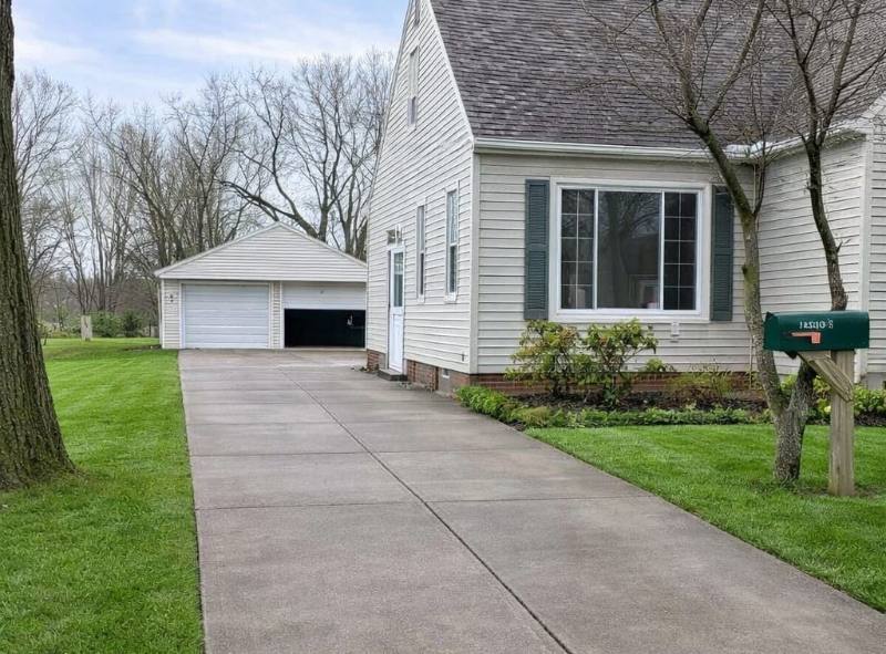 House for rent at 14509 Rockside Rd, Maple Heights, OH 44137