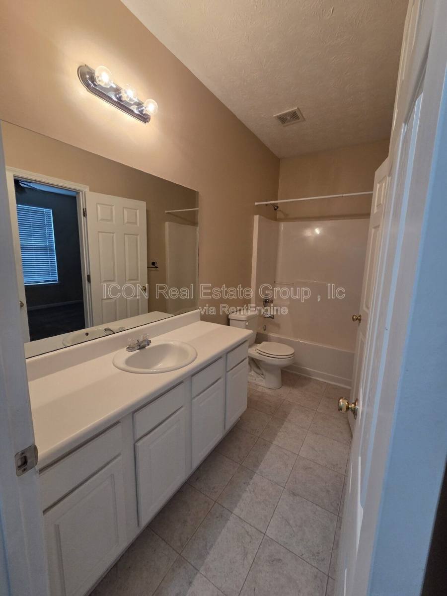 Townhouse for rent at 78 Timber Ridge Dr, Cartersville, GA 30121