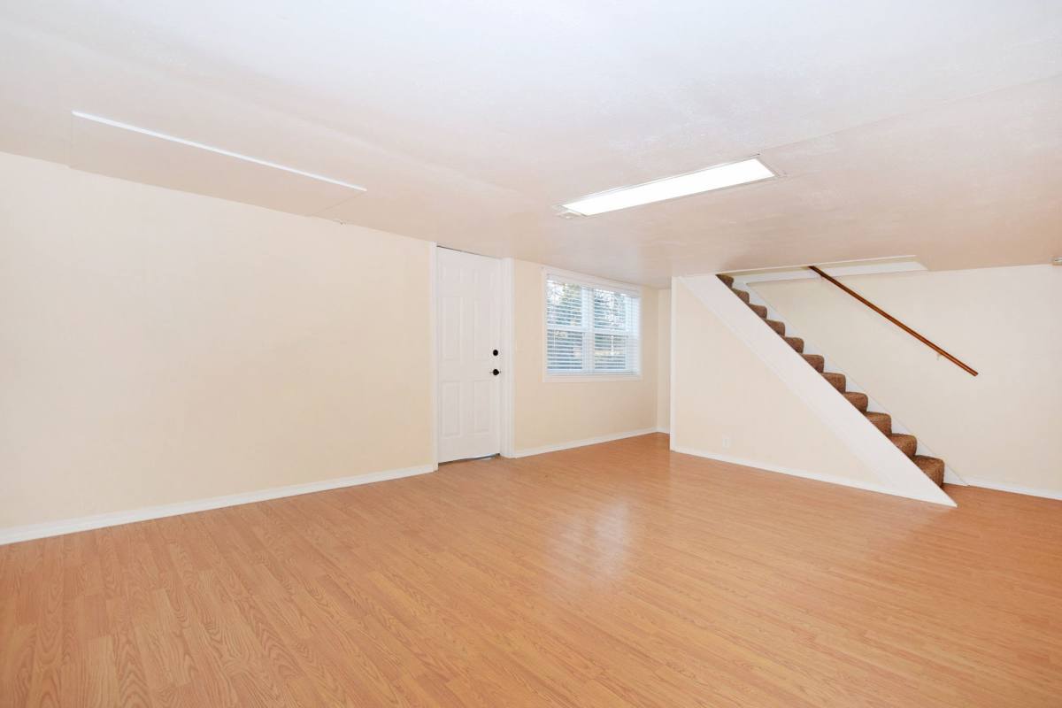 Apartment for rent at 11240 SW Barbur Blvd #27, Portland, OR 97219