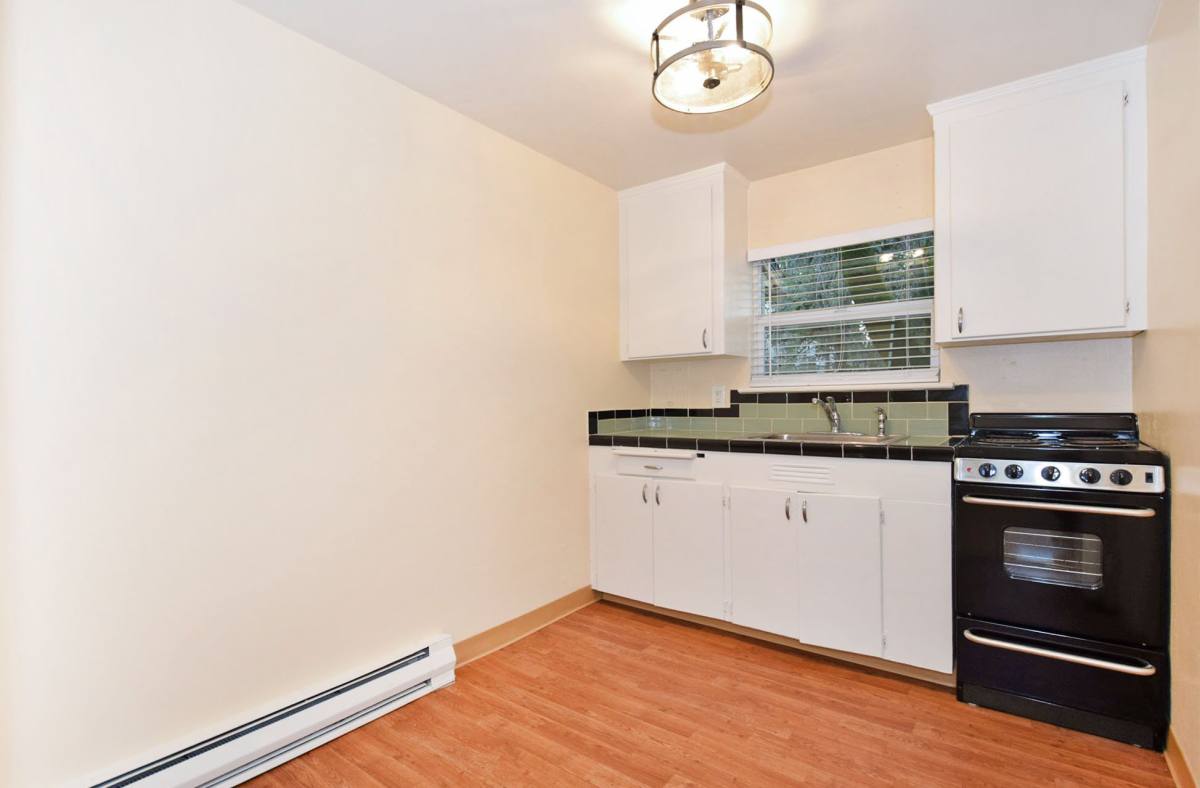Apartment for rent at 11240 SW Barbur Blvd #27, Portland, OR 97219