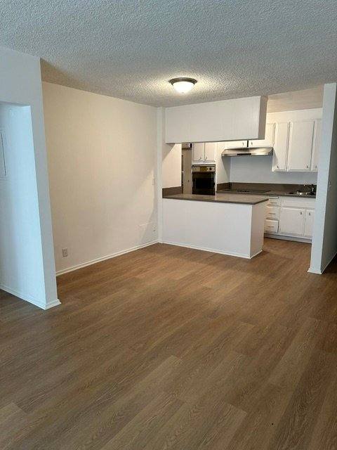 Apartment for rent at 428 N Hayworth Ave #111, Los Angeles, CA 90048